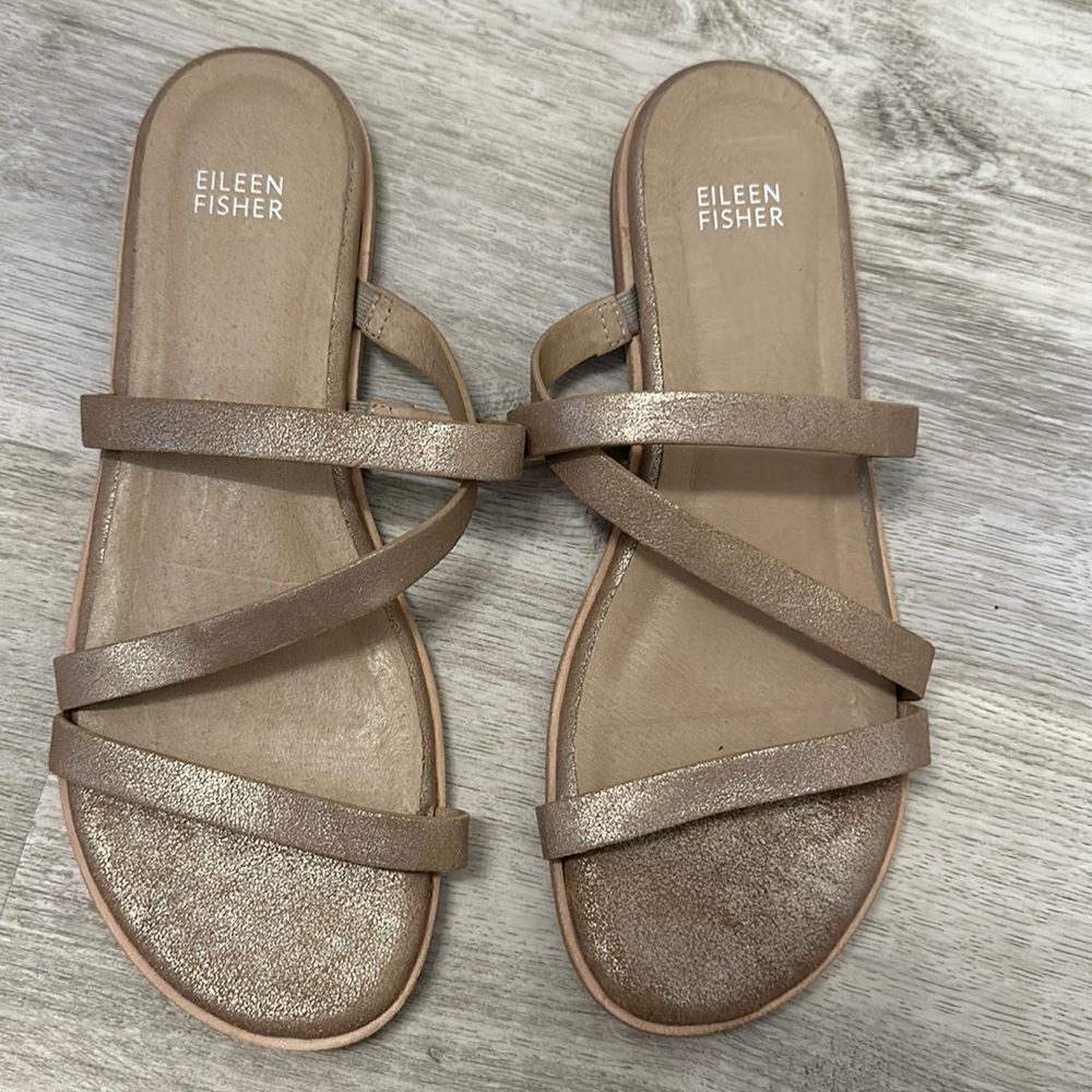 Great gold tan sparkle Eileen Fisher sandals!